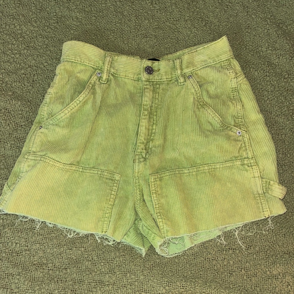 BDG carpenter shorts